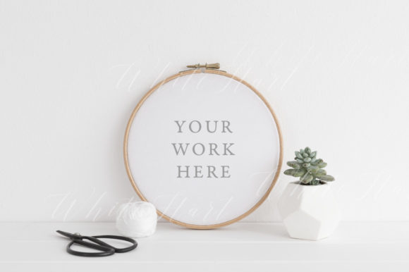Embroidery Hoop Mockup - 18cm 7 Psd Png